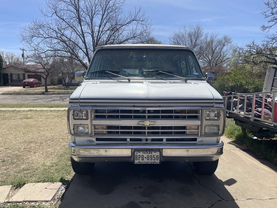 1990 Chevrolet G-Series Van - Image 6 of 15