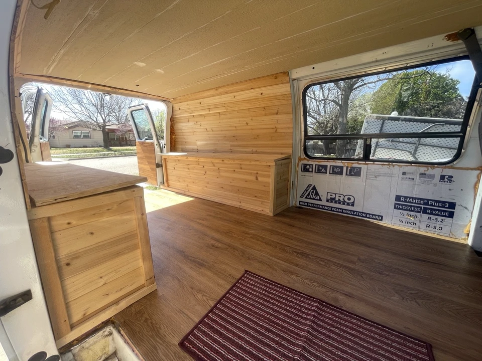 1990 Chevrolet G-Series Van - Image 10 of 15