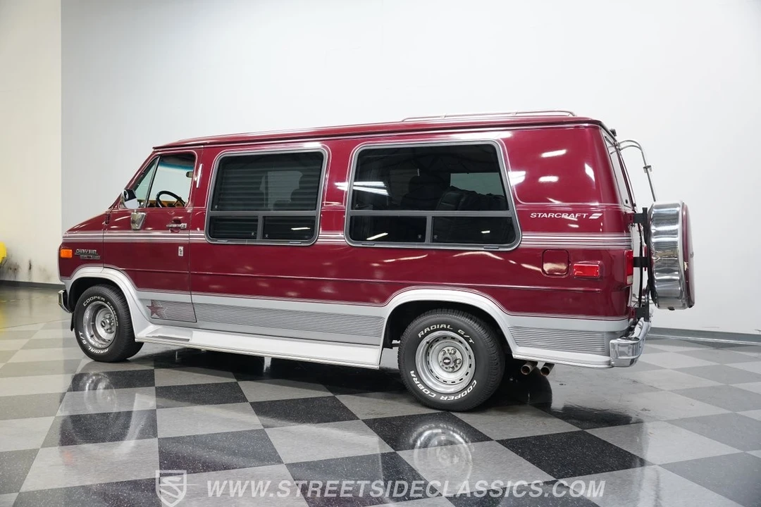 1990 Chevrolet G-Series Van - Image 8 of 21