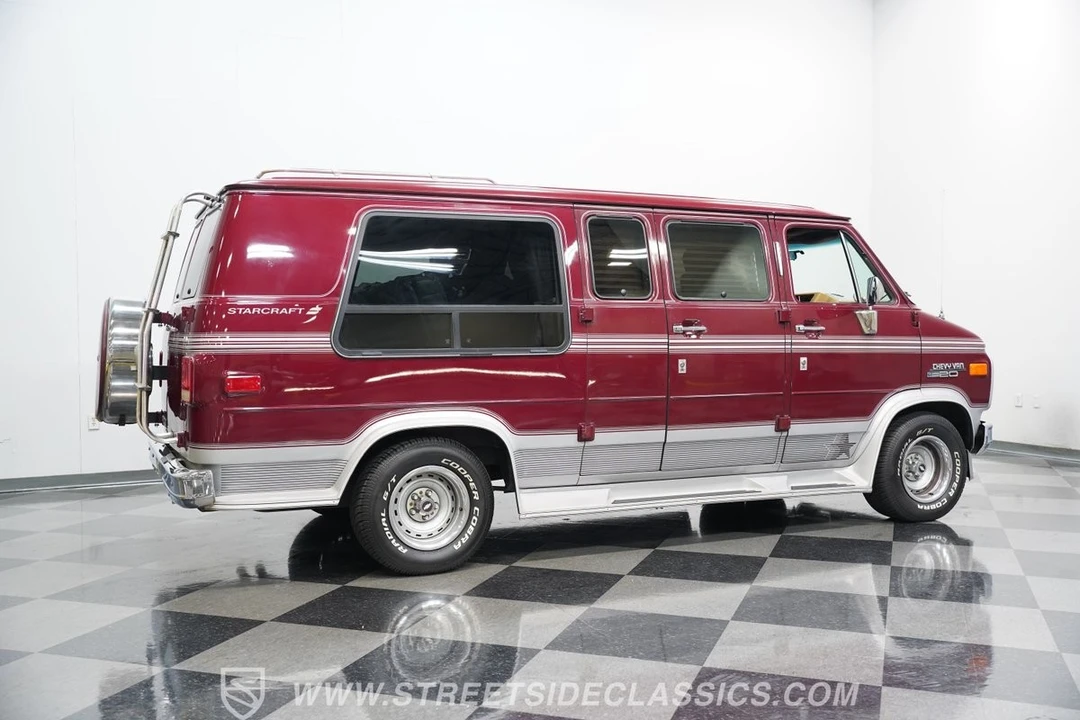 1990 Chevrolet G-Series Van - Image 13 of 21