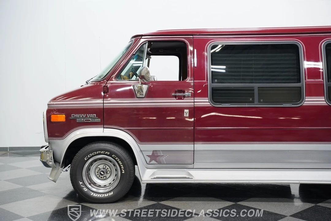 1990 Chevrolet G-Series Van - Image 21 of 21