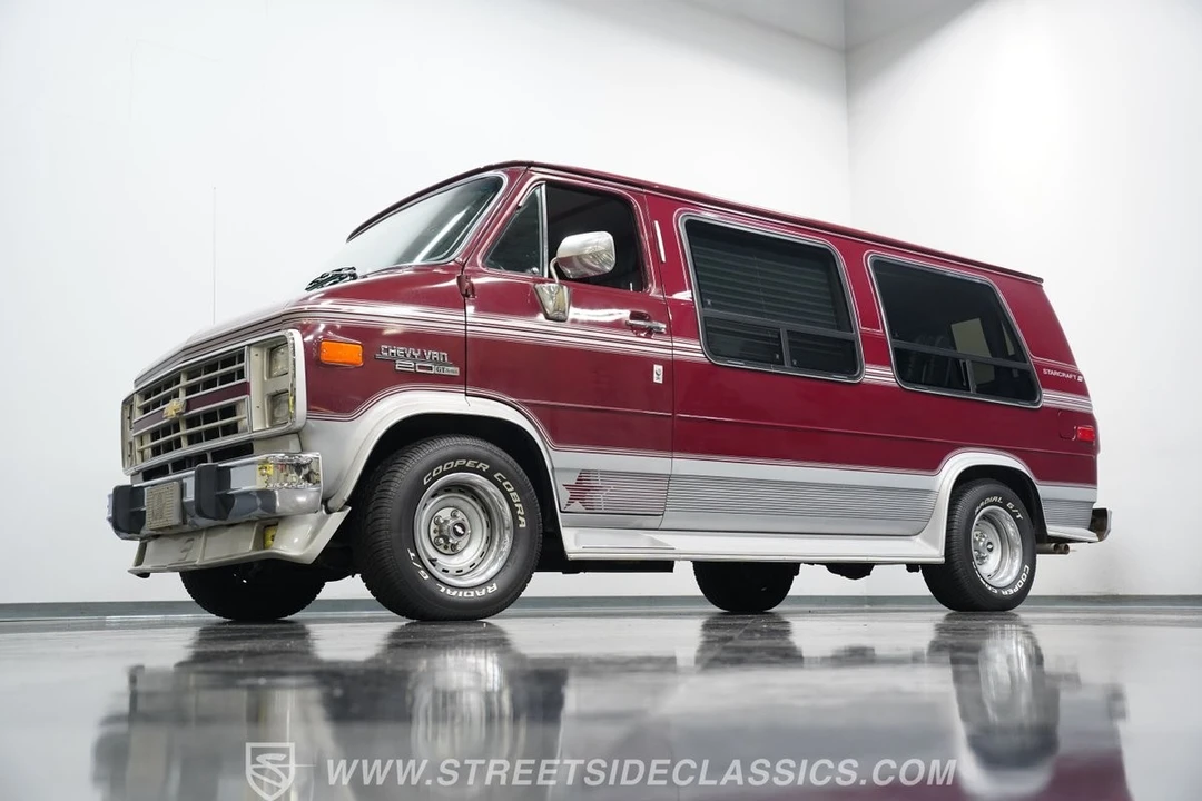 1990 Chevrolet G-Series Van - Image 19 of 21
