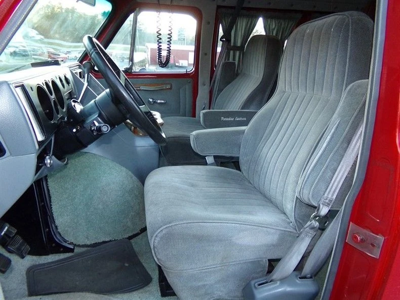 1990 Chevrolet G-Series Van - Image 31 of 31