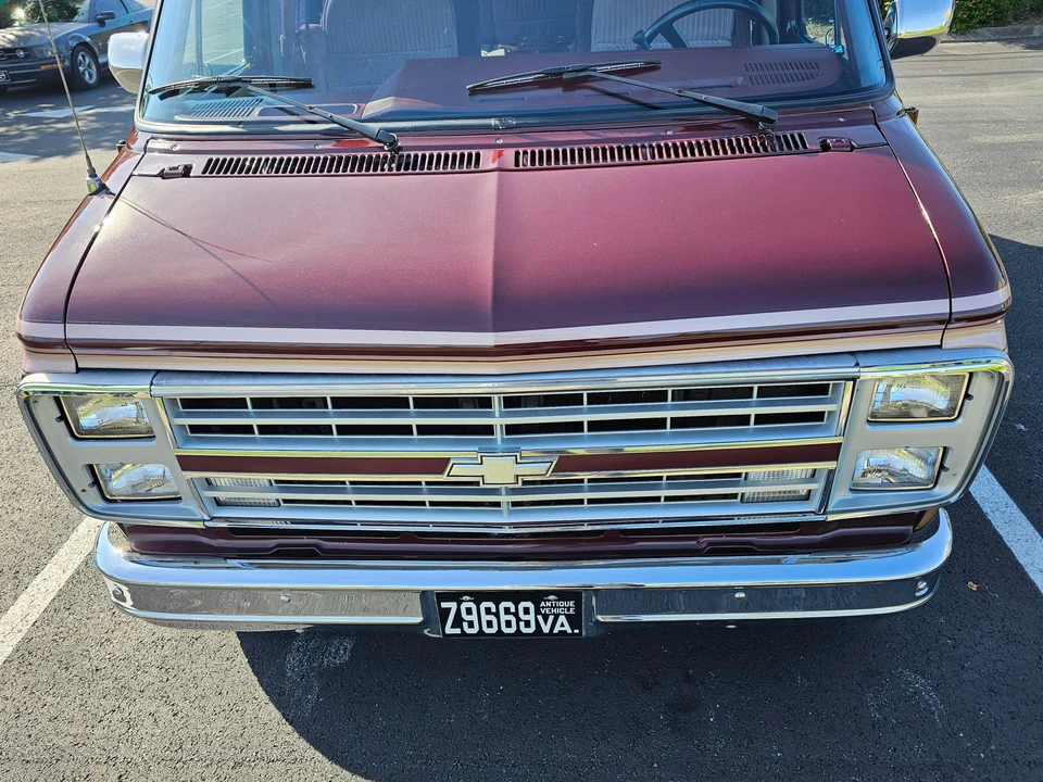 1990 Chevrolet G-Series Van - Image 15 of 31