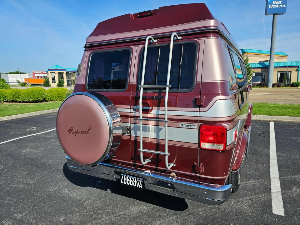 1990 Chevrolet G-Series Van - Image 13 of 31