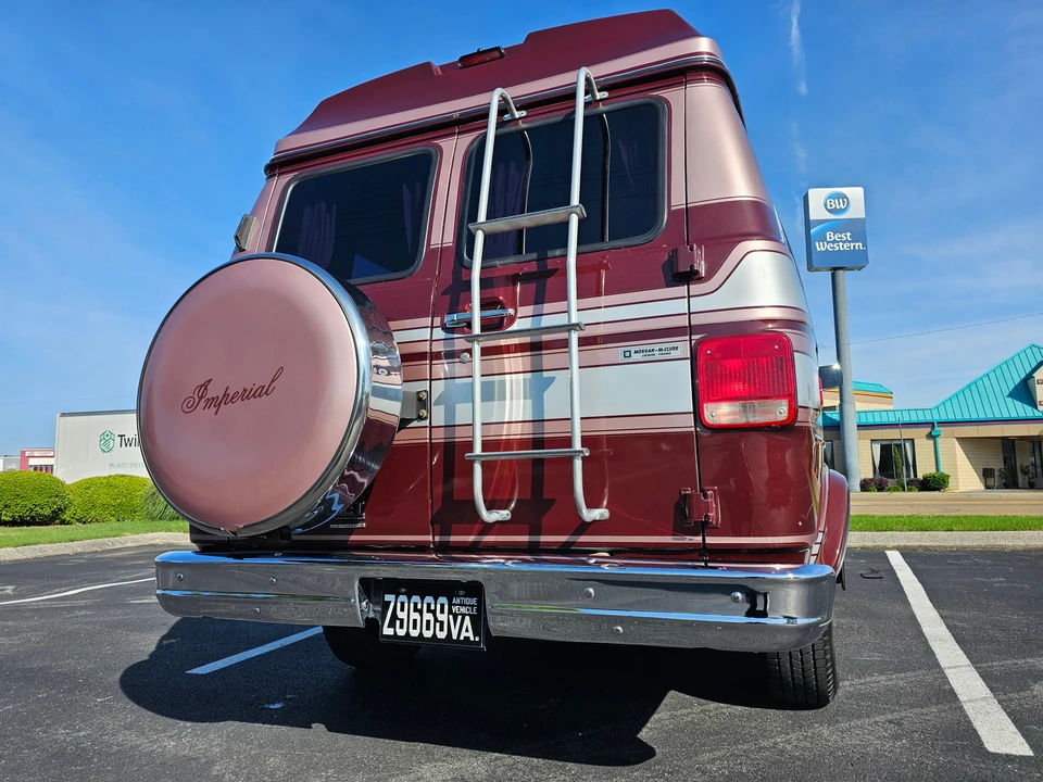 1990 Chevrolet G-Series Van - Image 12 of 31