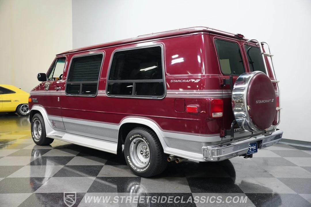 1990 Chevrolet G-Series Van - Image 10 of 12