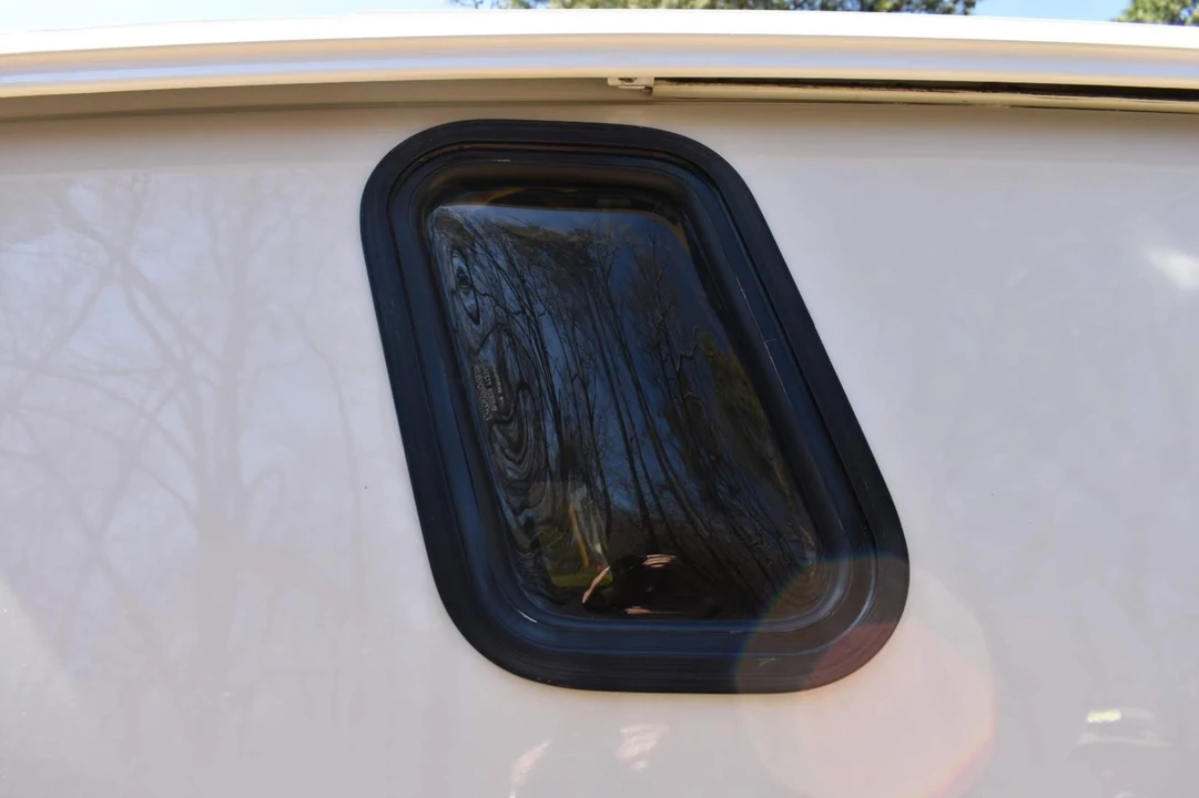 1990 Chevrolet G-Series Van - Image 16 of 21