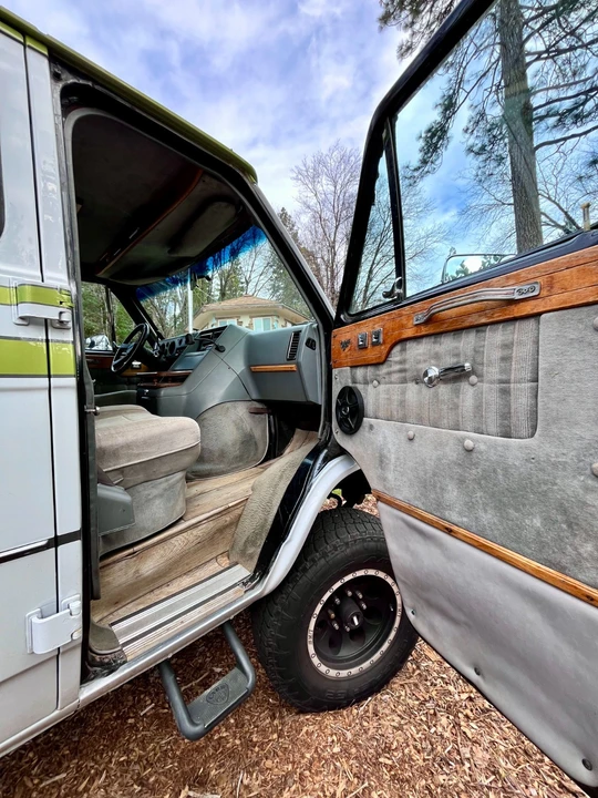 1990 Chevrolet G-Series Van - Image 17 of 21