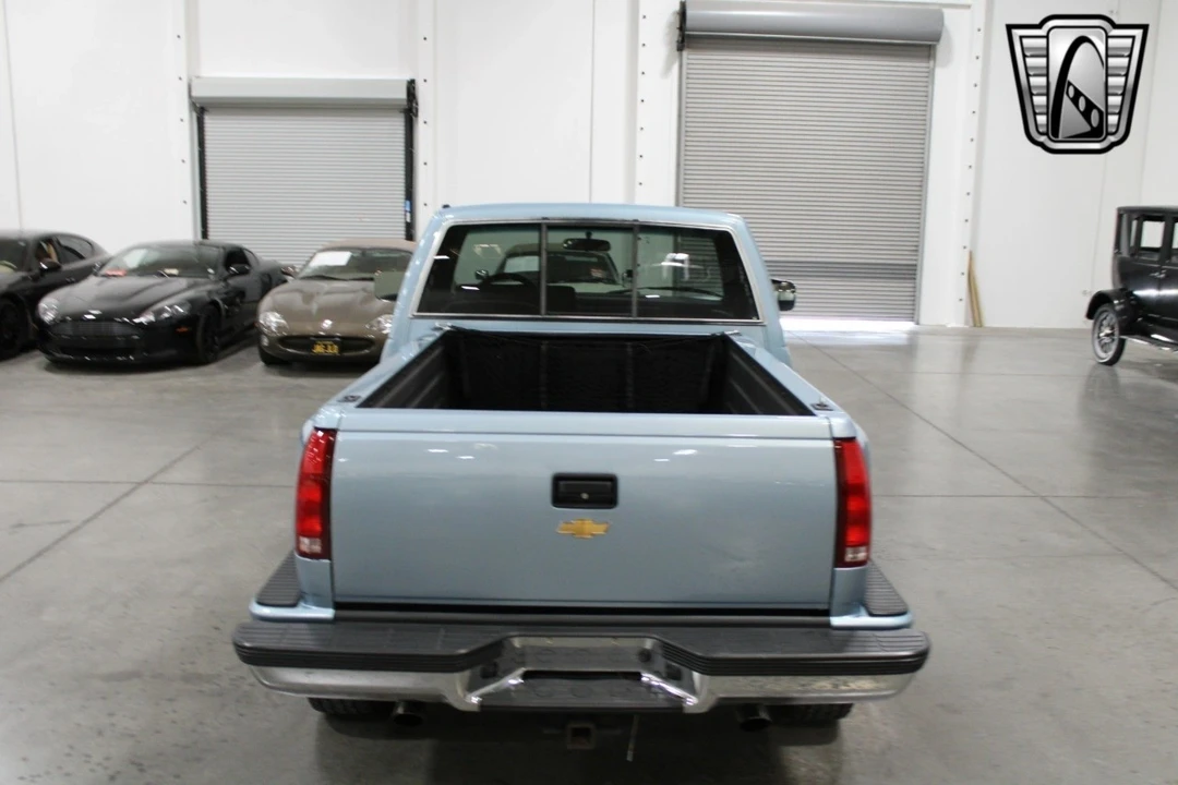 1990 Chevrolet C/K 4th Gen - Image 5 of 12