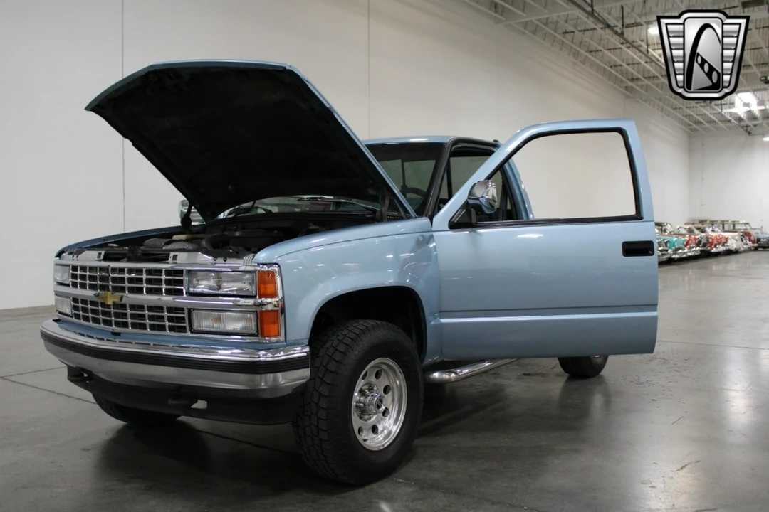1990 Chevrolet C/K 4th Gen - Image 8 of 12