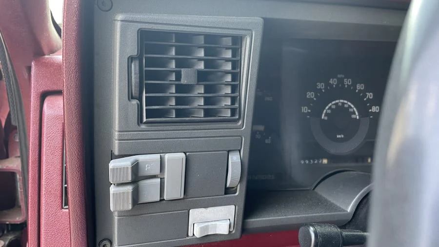 1990 Chevrolet C/K 4th Gen - Image 10 of 30