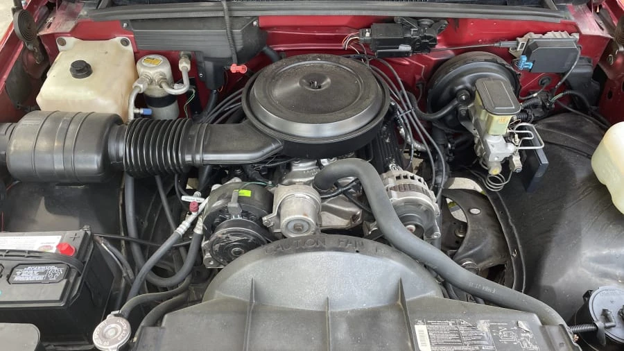 1990 Chevrolet C/K 4th Gen - Image 18 of 30