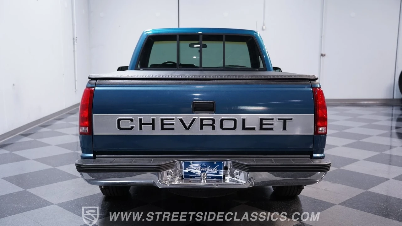 1990 Chevrolet C/K 4th Gen - Image 11 of 12