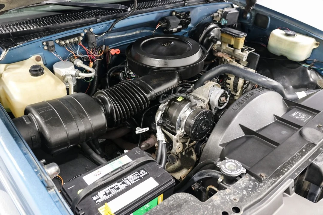 1990 Chevrolet C/K 4th Gen - Image 10 of 21
