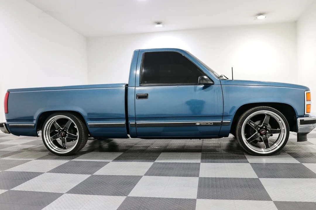 1990 Chevrolet C/K 4th Gen - Image 8 of 21