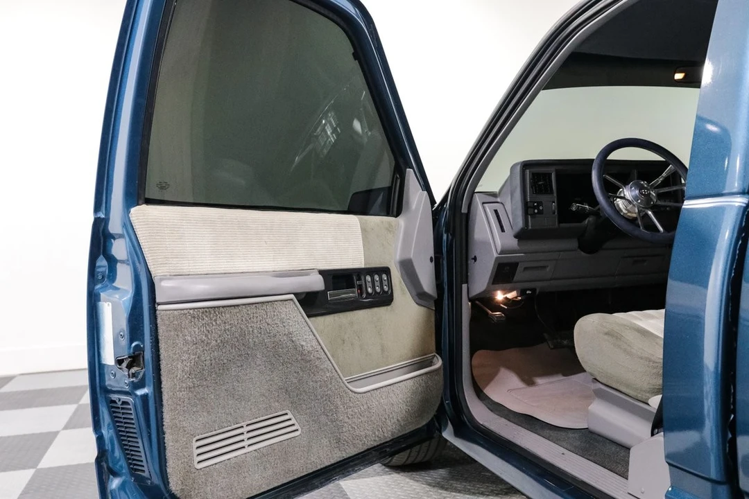 1990 Chevrolet C/K 4th Gen - Image 13 of 21