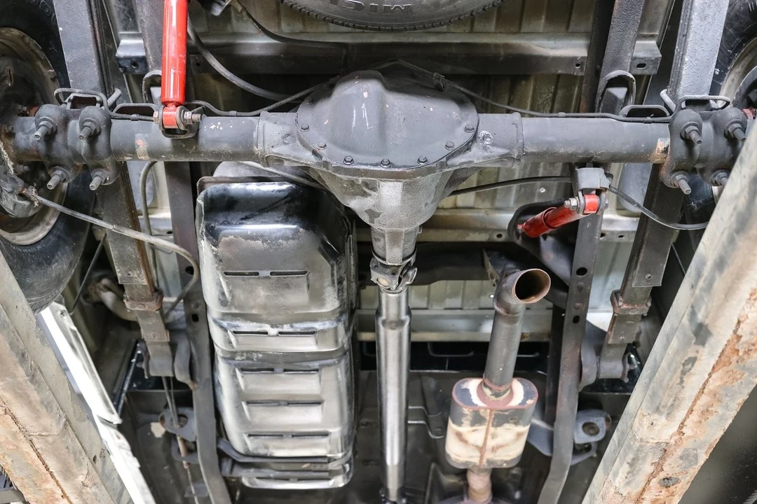 1990 Chevrolet SS - Image 24 of 27