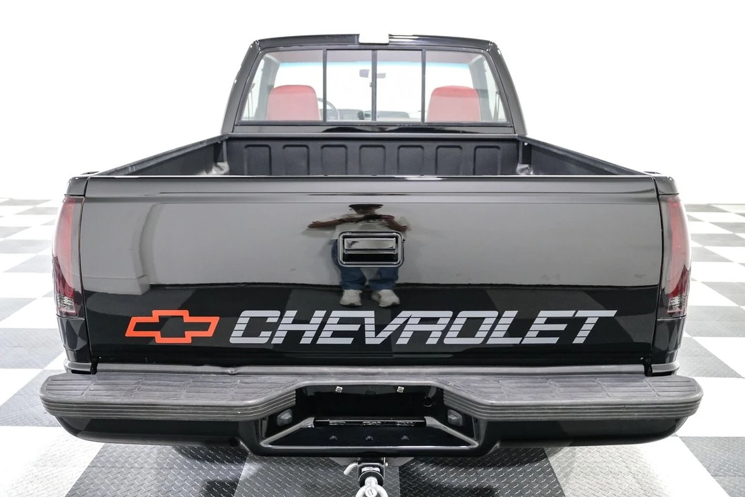 1990 Chevrolet SS - Image 6 of 27