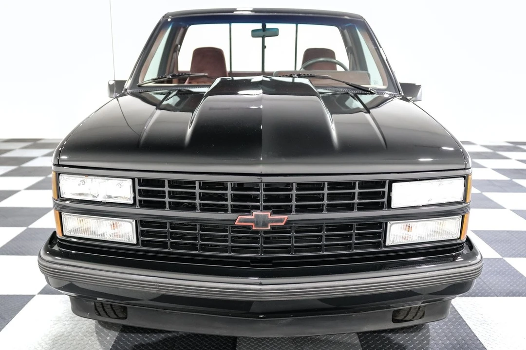 1990 Chevrolet SS - Image 2 of 27