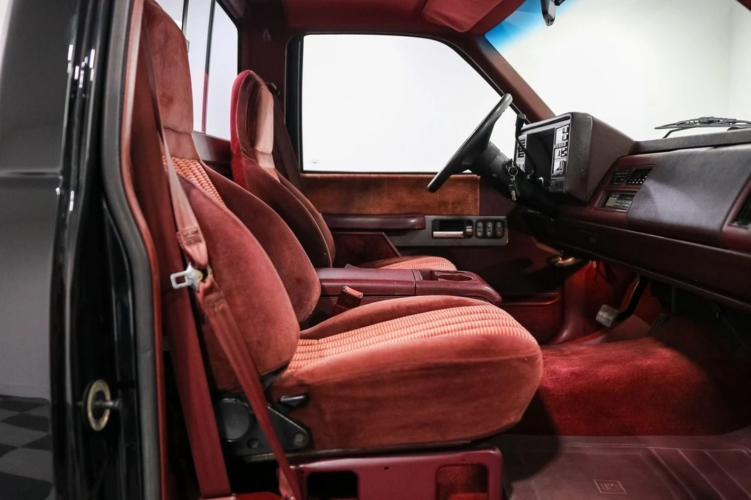 1990 Chevrolet SS - Image 14 of 27