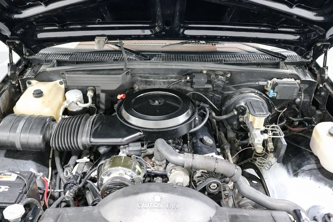 1990 Chevrolet SS - Image 21 of 27