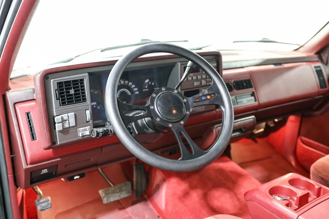 1990 Chevrolet SS - Image 11 of 28