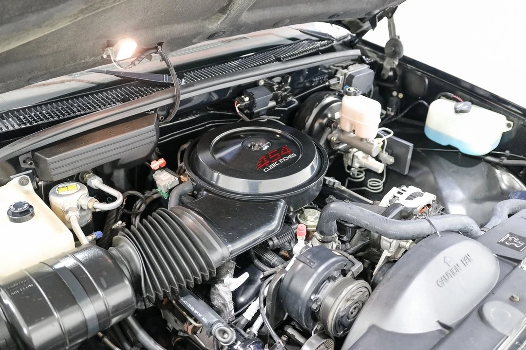 1990 Chevrolet SS - Image 23 of 28