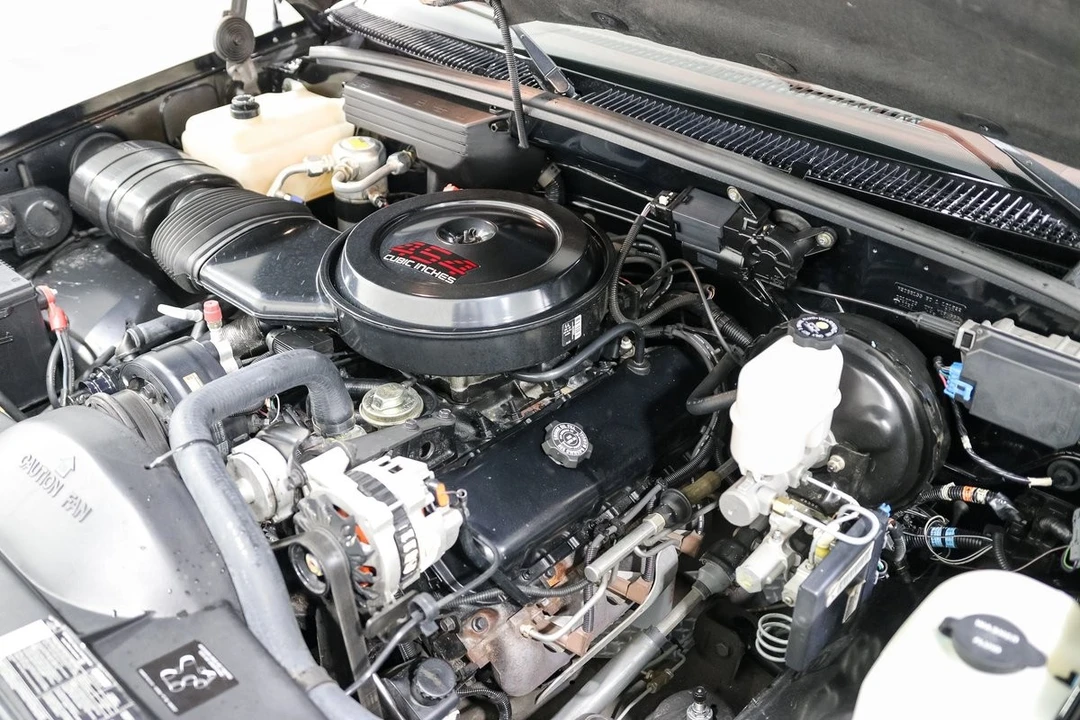 1990 Chevrolet SS - Image 21 of 28
