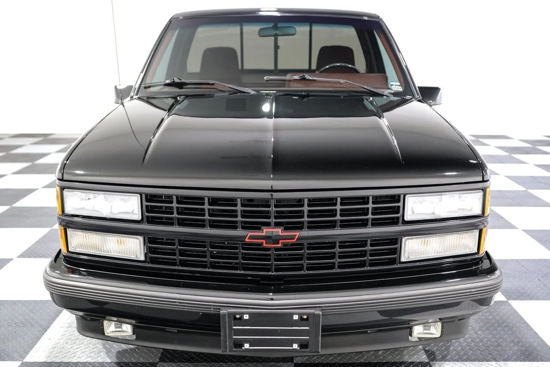 1990 Chevrolet SS - Image 2 of 28