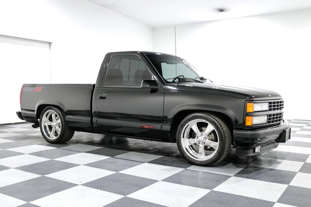 1990 Chevrolet SS - Image 8 of 28