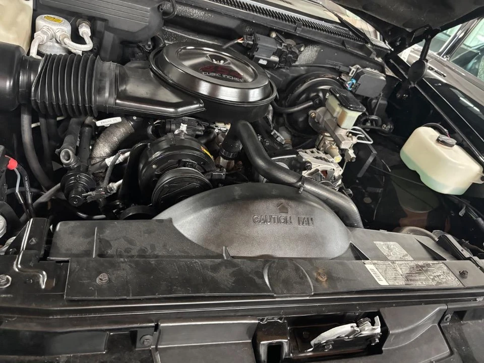 1990 Chevrolet 454 SS - Image 2 of 31