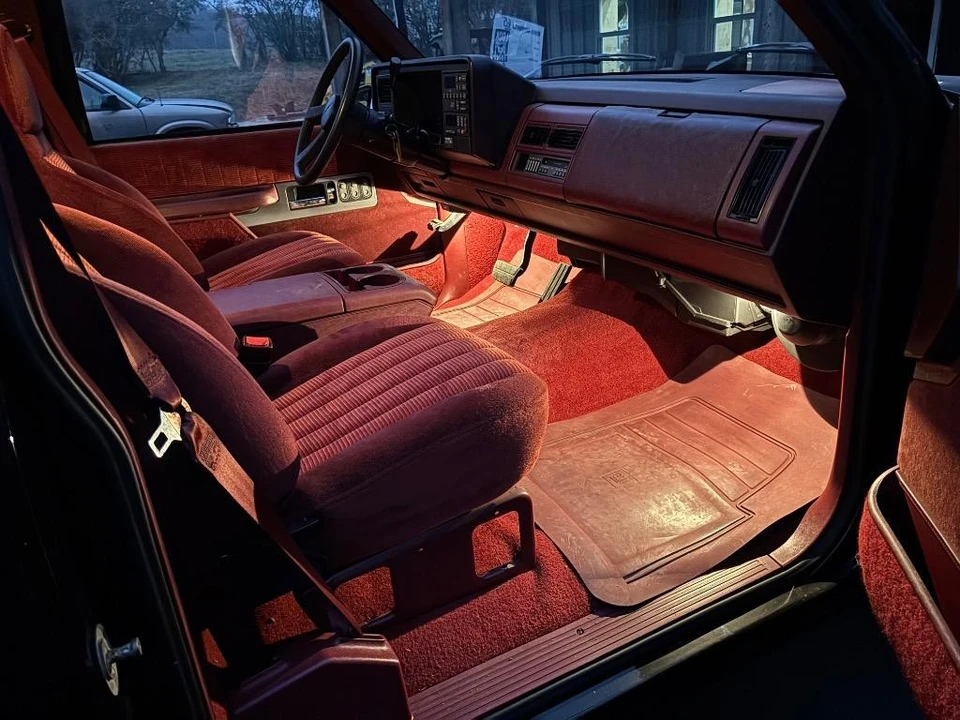 1990 Chevrolet 454 SS - Image 24 of 31