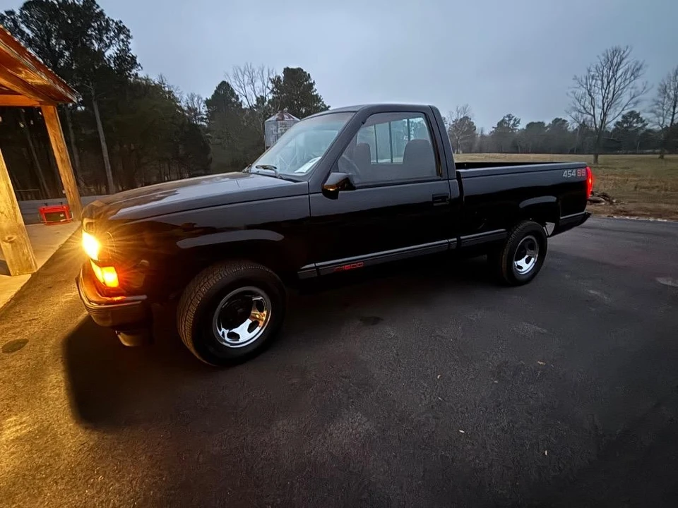 1990 Chevrolet 454 SS - Image 14 of 31
