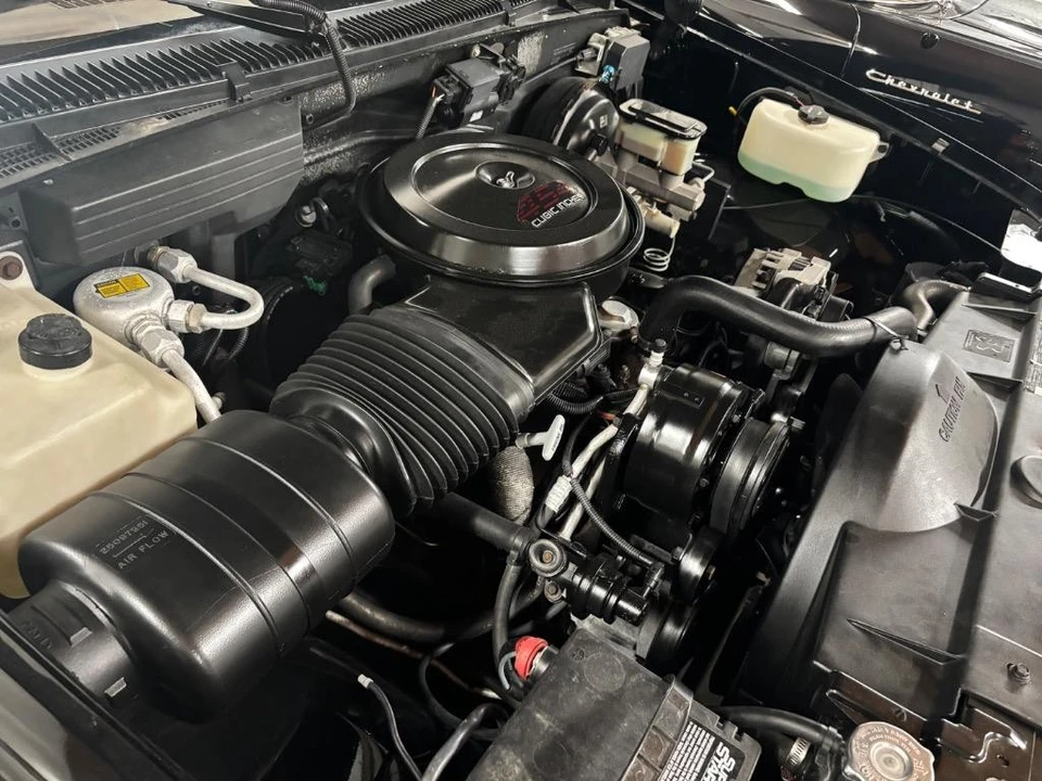 1990 Chevrolet 454 SS - Image 5 of 31