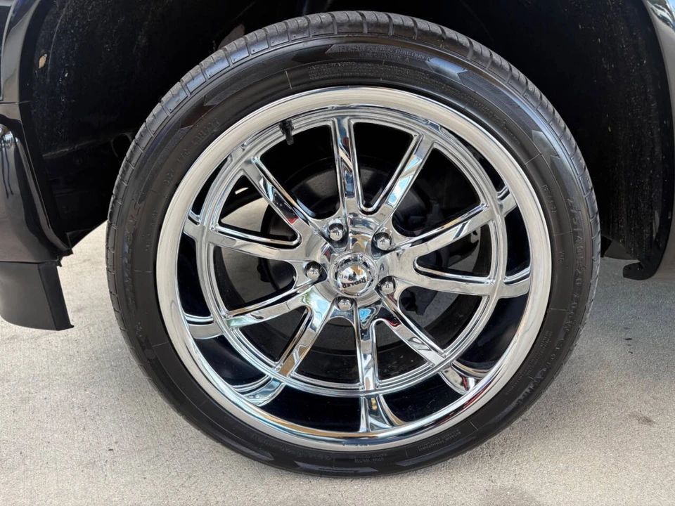 1990 Chevrolet C/K - Image 21 of 31