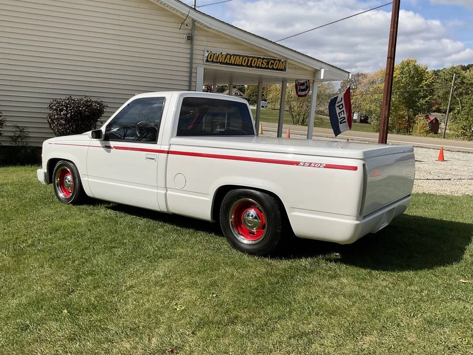 1990 Chevrolet 454 SS - Image 4 of 21