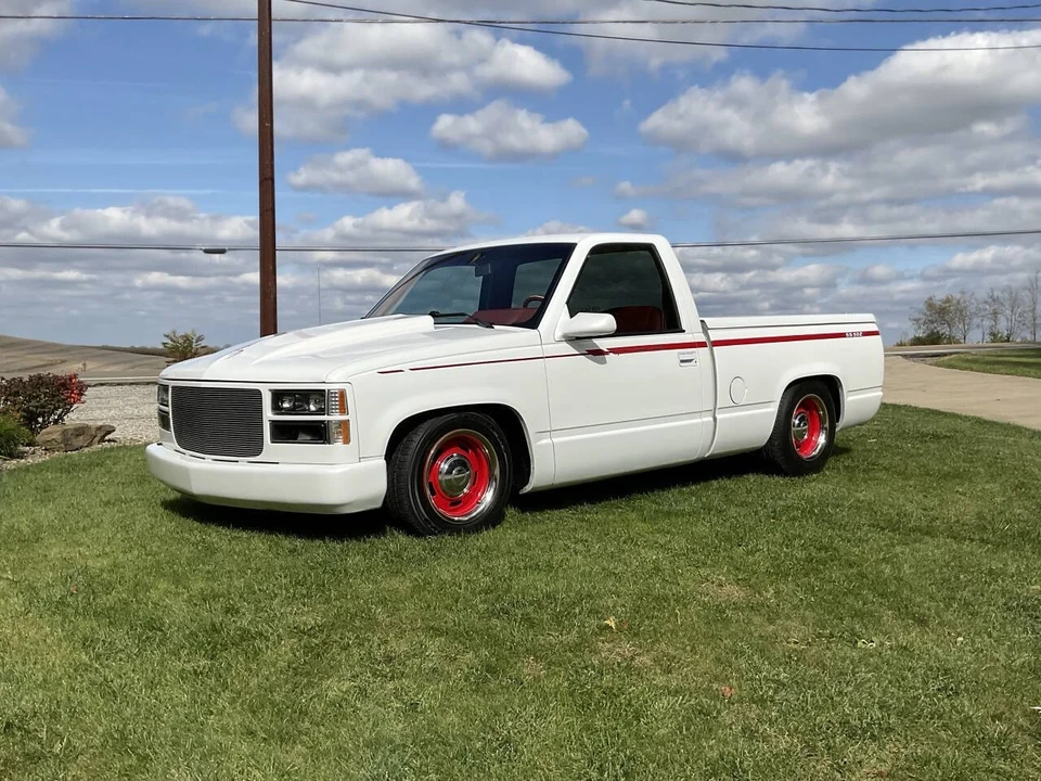 1990 Chevrolet 454 SS - Image 2 of 21