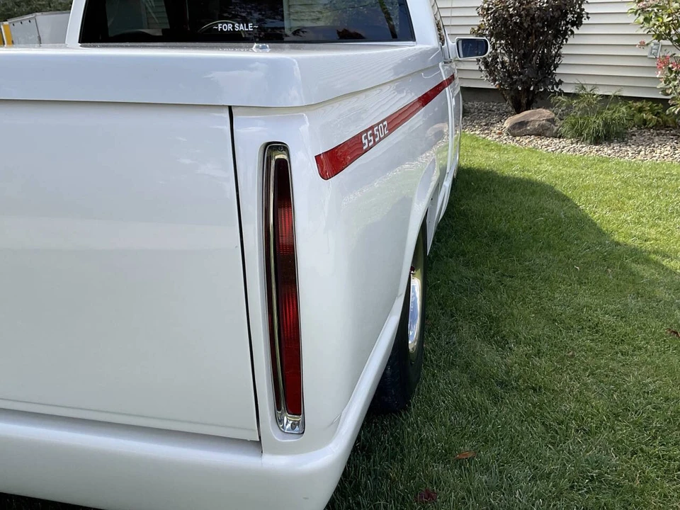 1990 Chevrolet 454 SS - Image 8 of 21