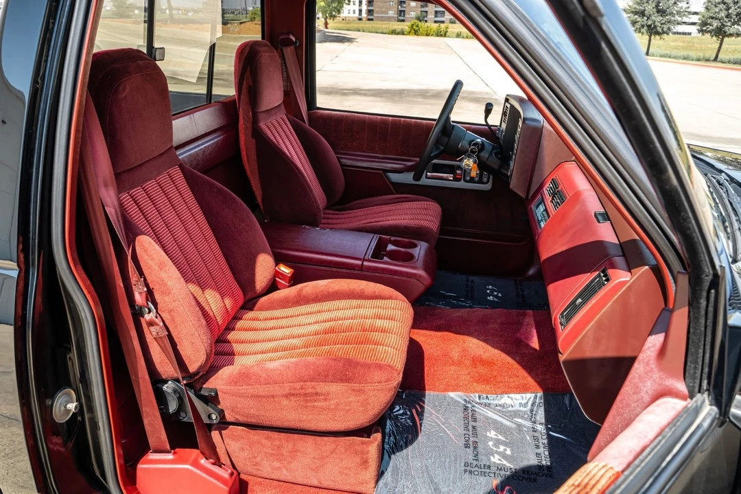 1990 Chevrolet 454 SS - Image 28 of 31