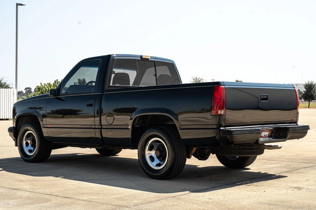 1990 Chevrolet 454 SS - Image 5 of 31