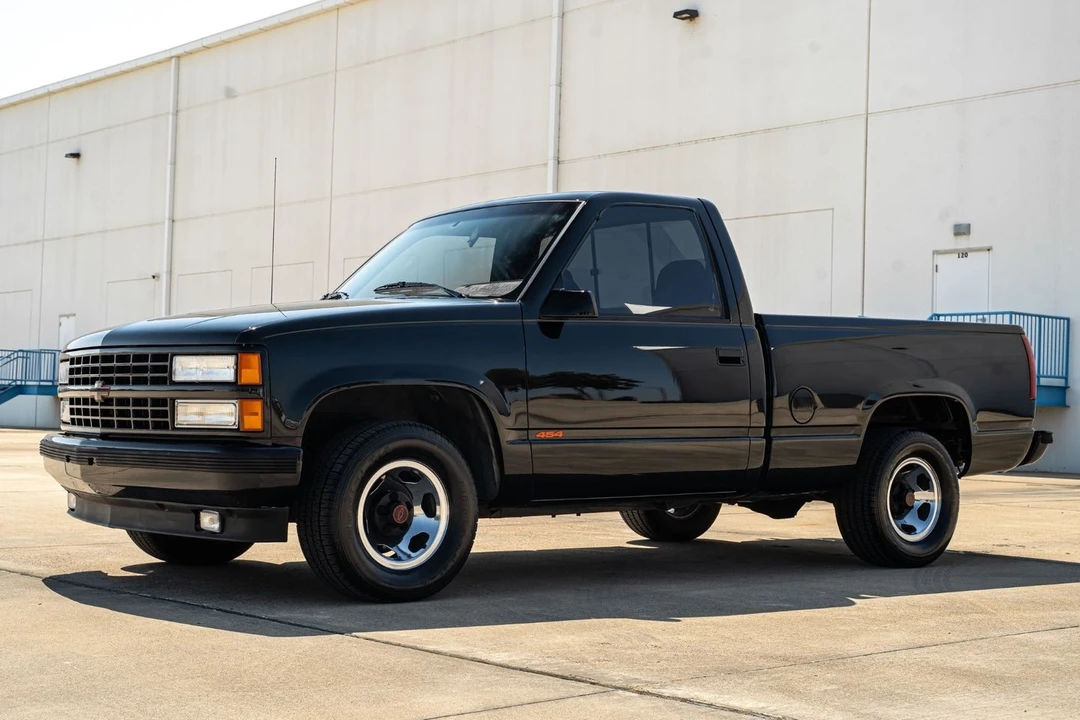 1990 Chevrolet 454 SS - Image 8 of 31