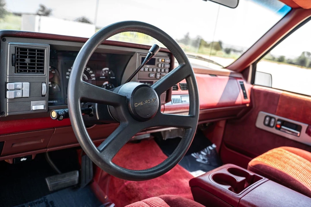 1990 Chevrolet 454 SS - Image 29 of 31