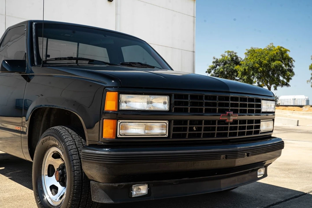 1990 Chevrolet 454 SS - Image 19 of 31