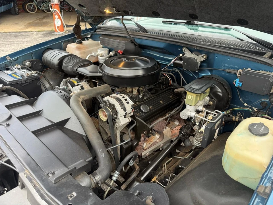 1990 Chevrolet C/K 4th Gen - Image 13 of 31
