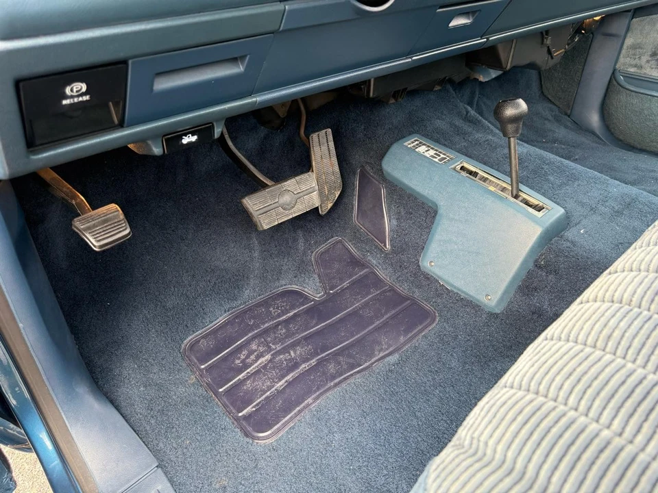 1990 Chevrolet C/K 4th Gen - Image 31 of 31