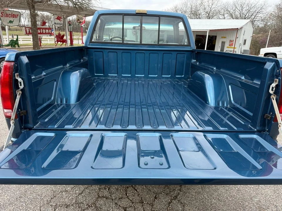 1990 Chevrolet C/K 4th Gen - Image 9 of 31