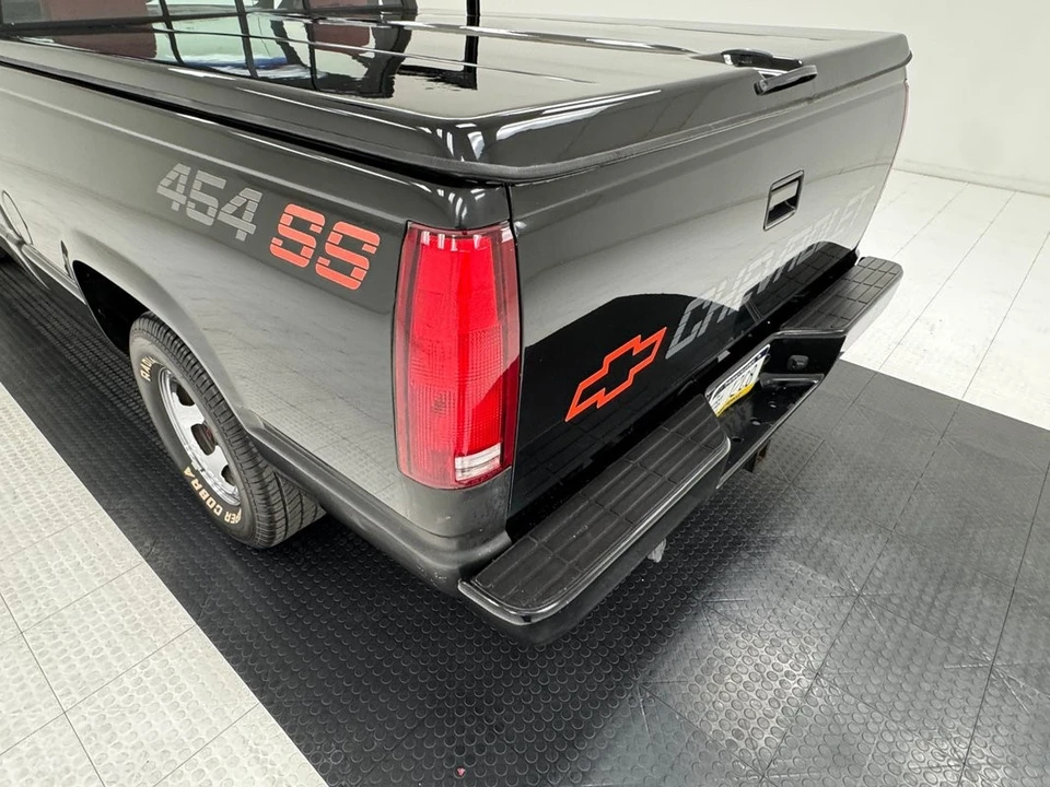 1990 Chevrolet 454 SS - Image 30 of 31