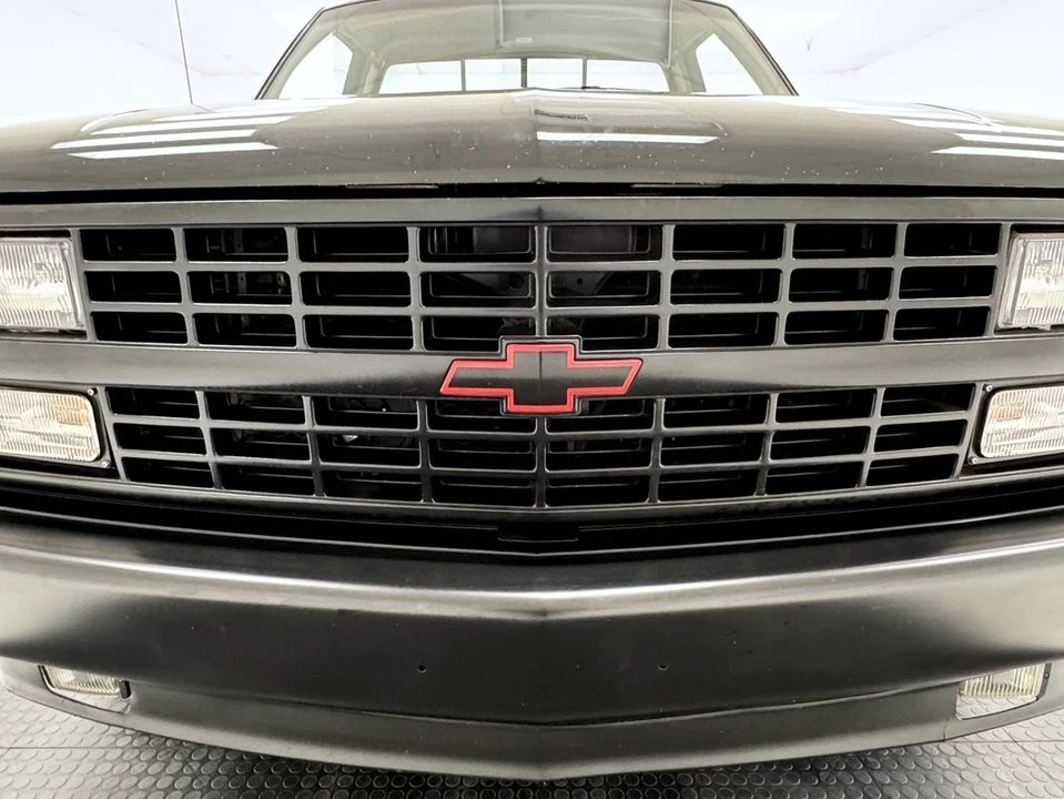1990 Chevrolet 454 SS - Image 9 of 31