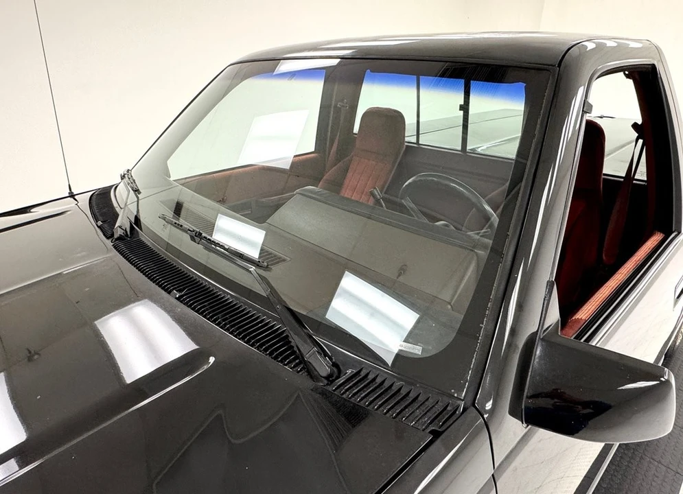 1990 Chevrolet 454 SS - Image 12 of 31